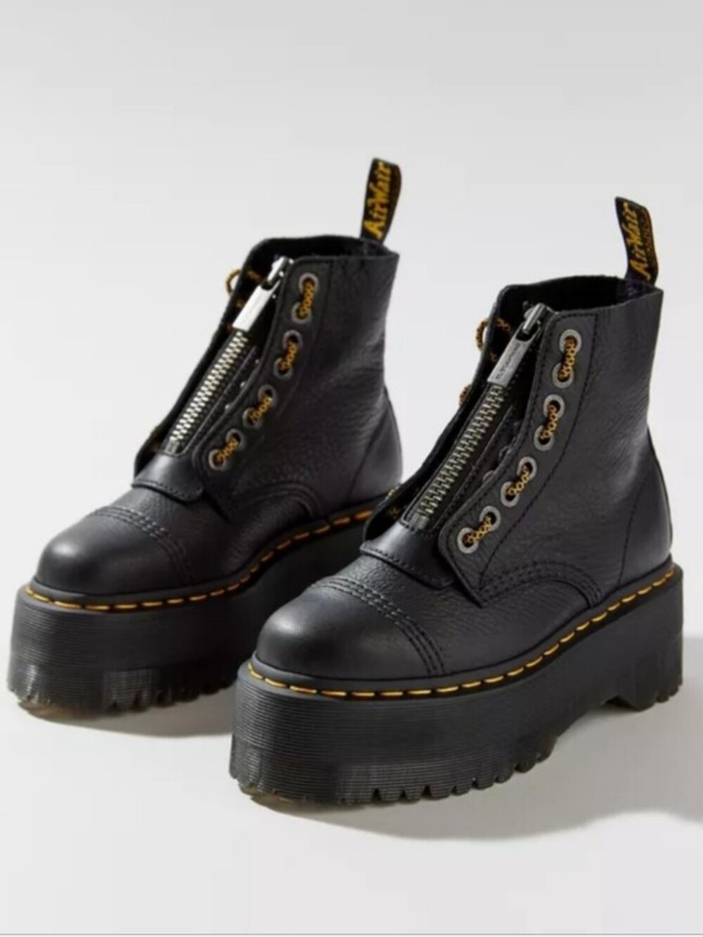 NWOB Dr. Martens Sinclair Max Platform Combat Boots Pisa Leather Black Size 11